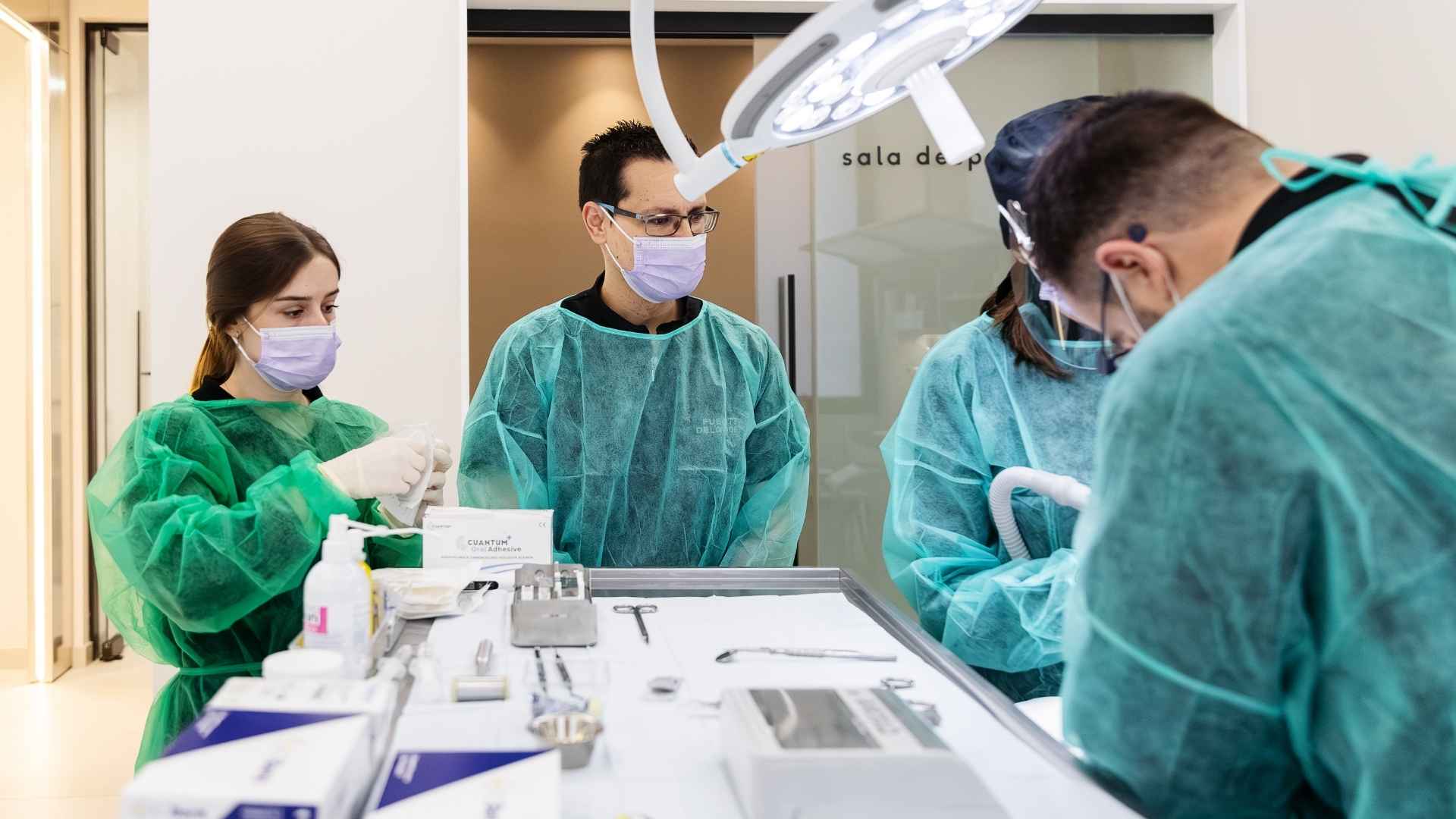 Cirugía de colgajo dental en Huesca